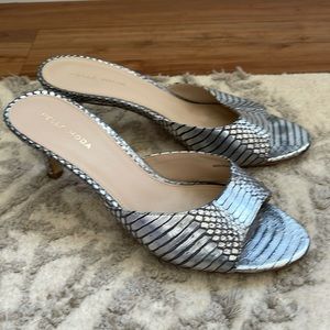 Pelle Moda Silver and Black Heels